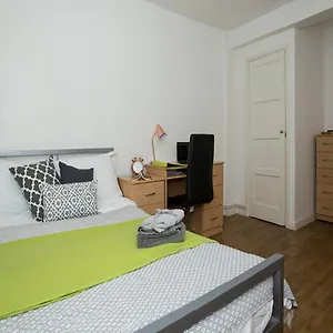 Trendy Rooms For Students Only, Southwark Park - Sk Apartment London