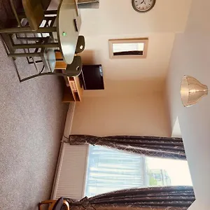 Brialene Flats Apartment Scarborough