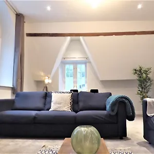 Town Hall Lofts, Apartment Settle